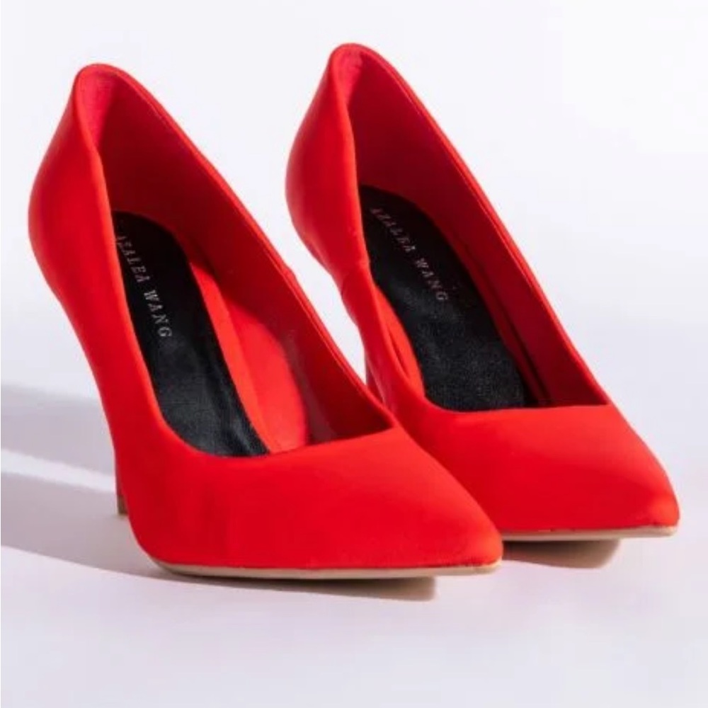 Heels - Picture 3 of 6